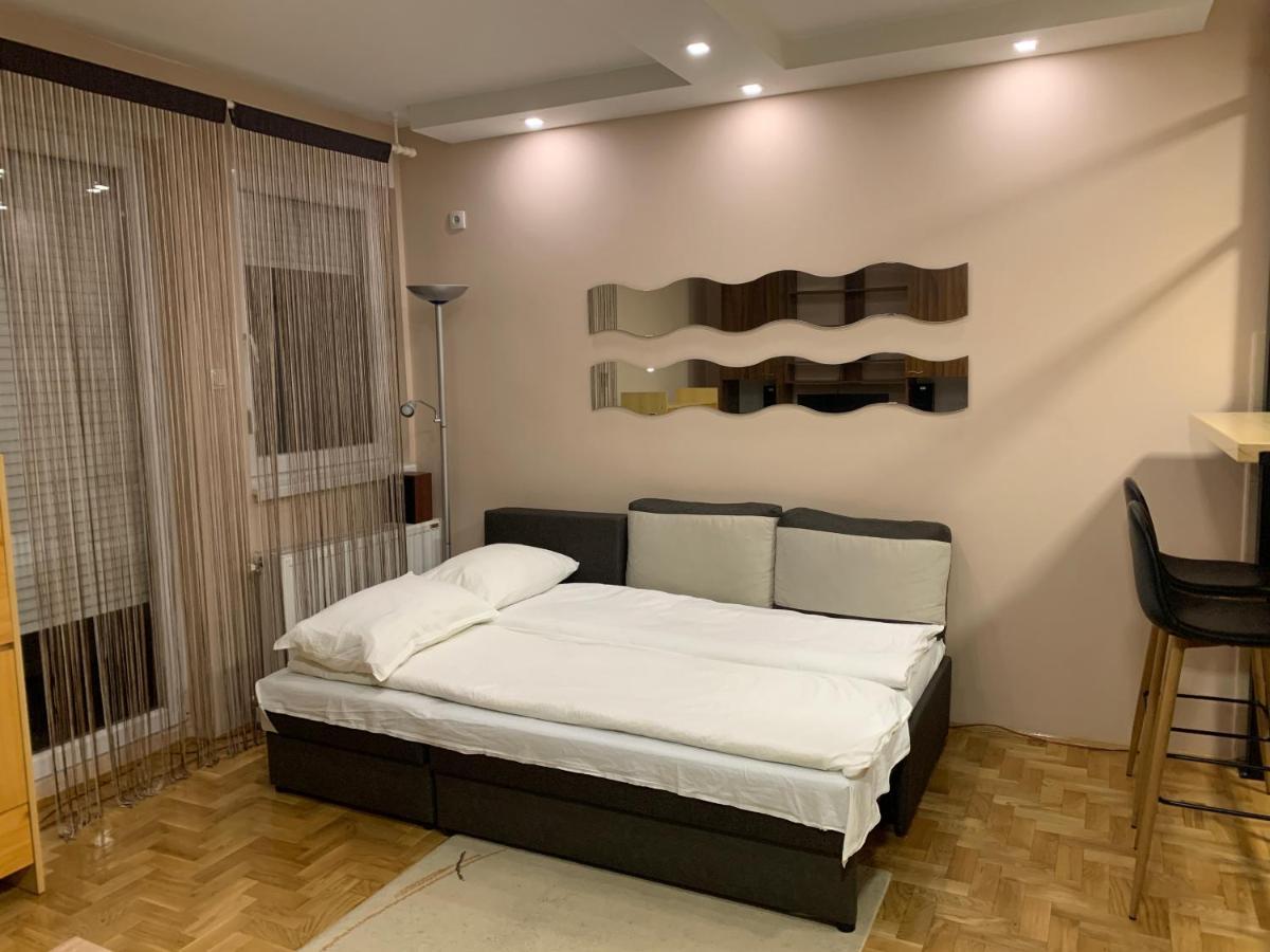 Mila Apartment Novi Sad Exteriör bild