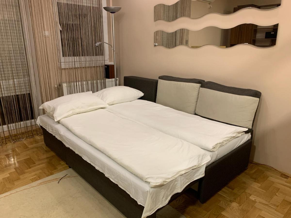 Mila Apartment Novi Sad Exteriör bild